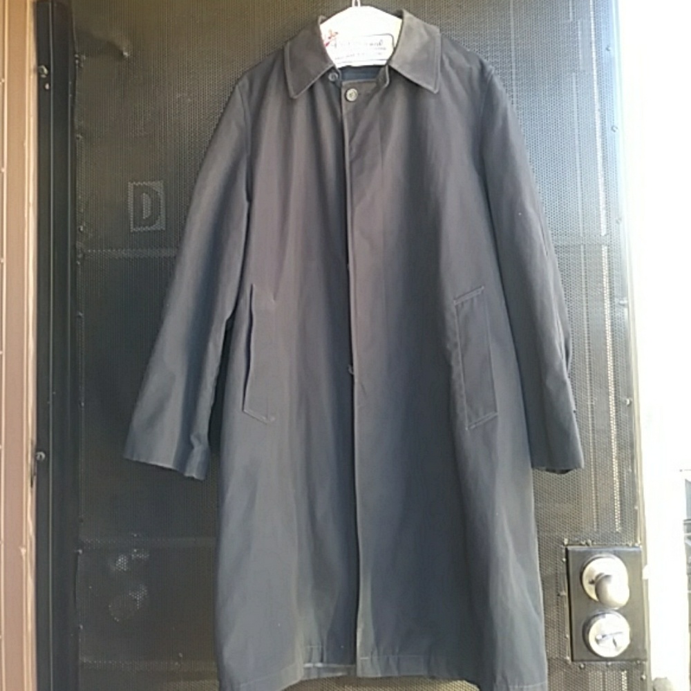 Men's trenchcoat